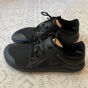 Vivobarefoot Primus Lite III Mens vegan light breathable shoe with barefoot sole